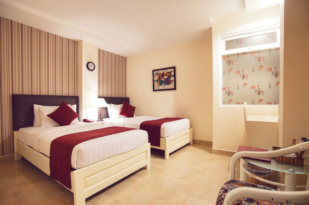 Asian Ruby Center Point Hotel & Spa Хошимин Экстерьер фото